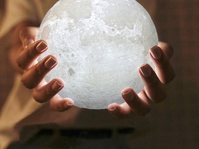 3D Moon USB Lamp