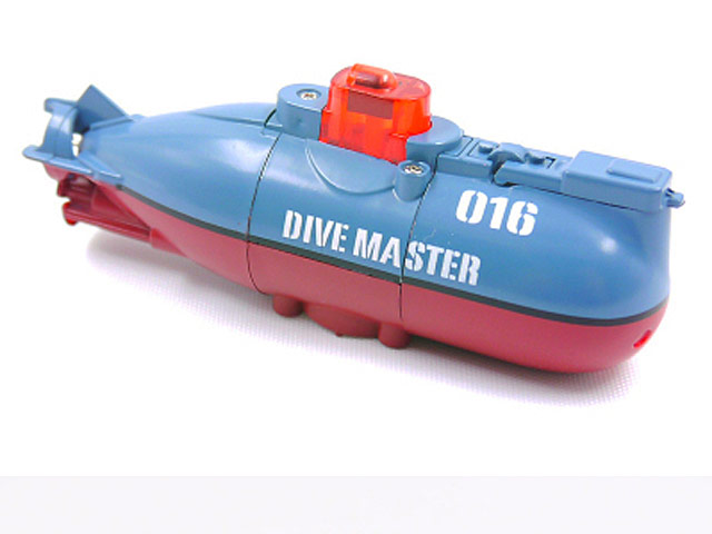Infrared Light Control Ultra-Small Submarine