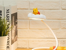 infoThink Winnie the Pooh - USB Floating Could LED Lamp