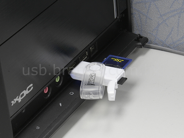 iMONO SD/MMC + miniSD + microSD/T-Flash Card Reader