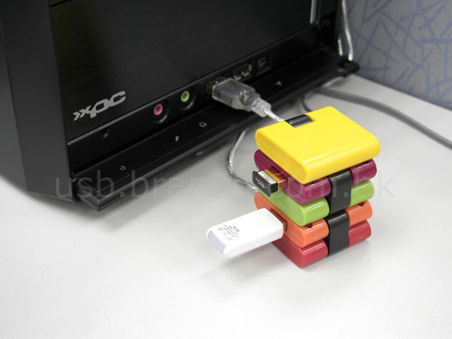 Chromatic USB Hub (Square) II