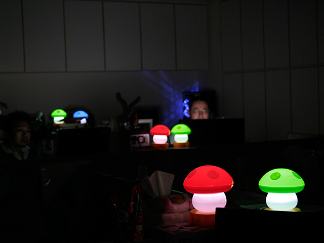 usb mushroom light