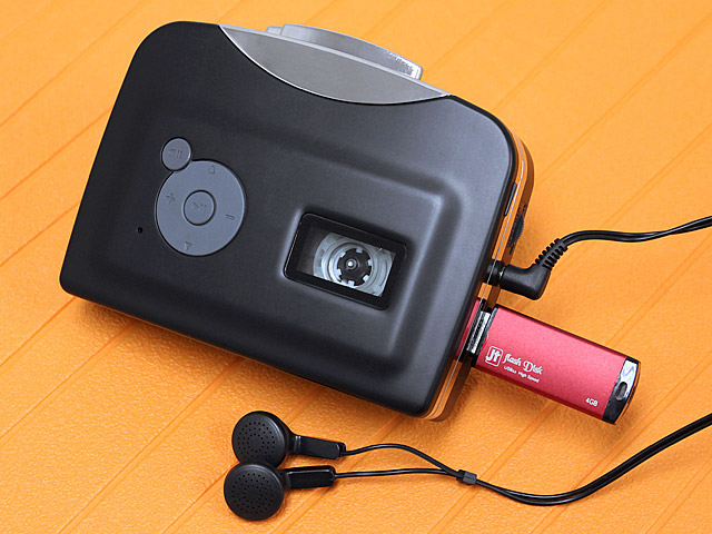 2019 Updated Cassette to MP3 Converter USB Cassette Player from Tapes to MP3 or Digital Files for Laptop PC and Mac from Tapes to Mp3 New Technology Headphones,Silver 