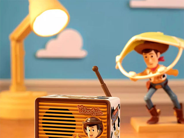 Woody Retro Mini Speaker